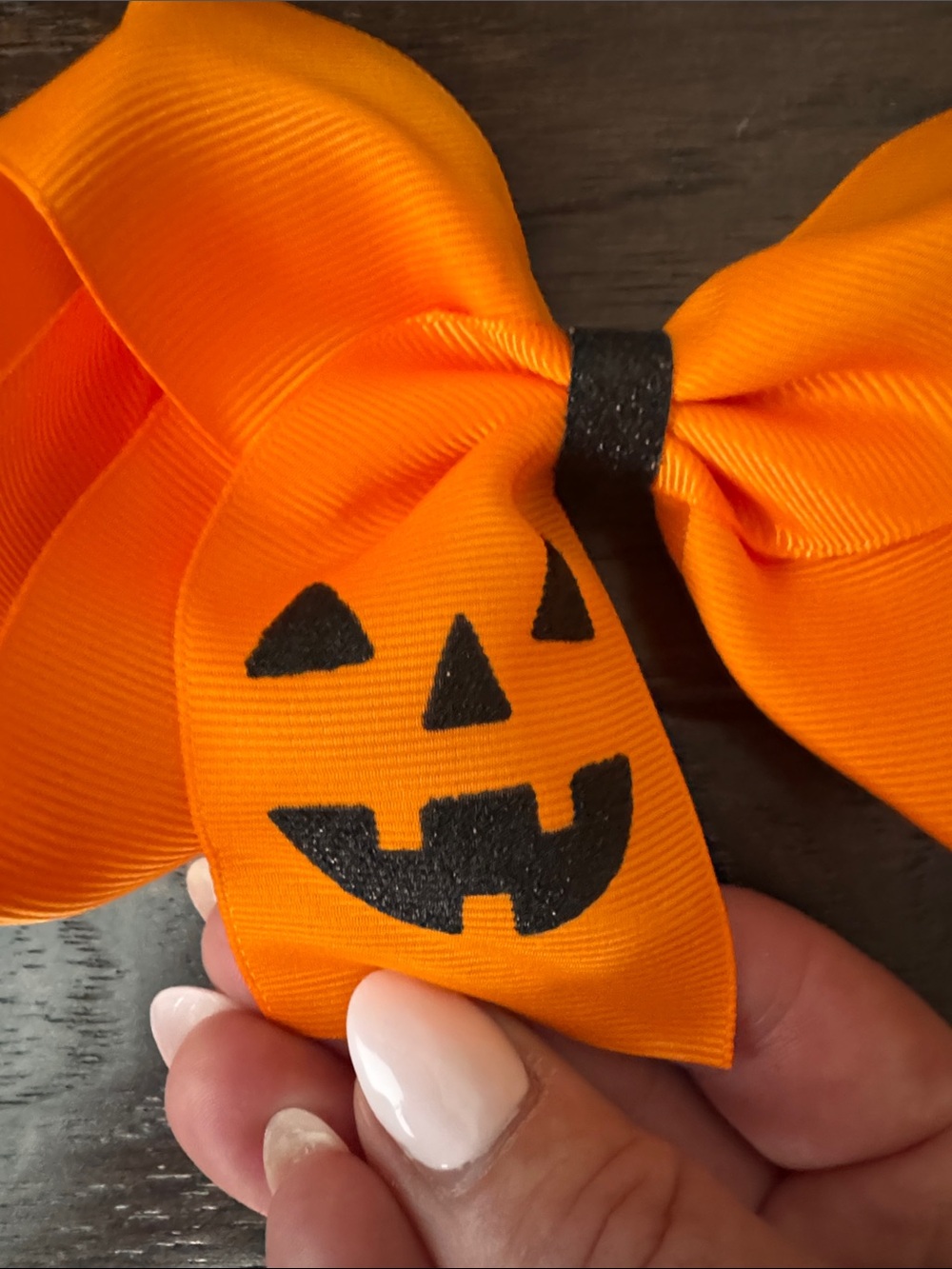 NWOT Halloween Bow Hair Clip with Skeleton Hand and Bow Clip - Orange - Picture 3 of 6